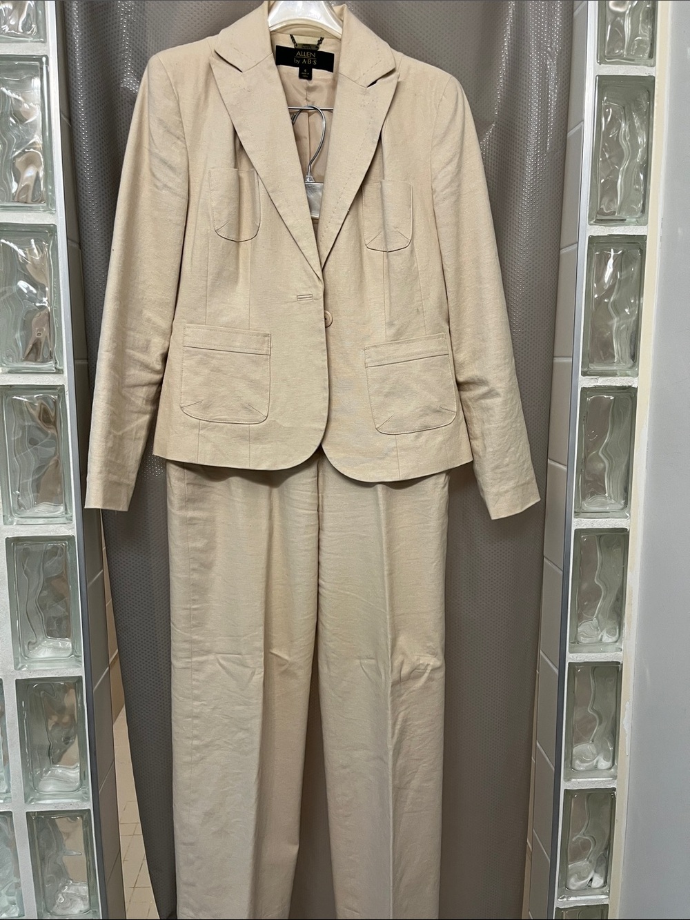 ABS Allen Schwartz Cream Tailored Blazer with Wide-Leg Pants